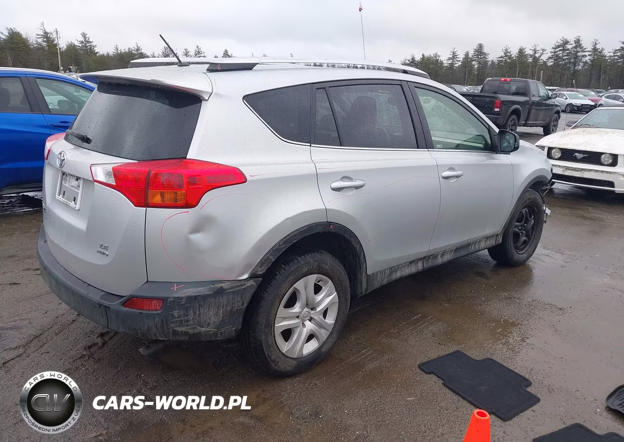 2015 Toyota Rav4 Le VIN:JTMBFREVXFJ022381 - 4