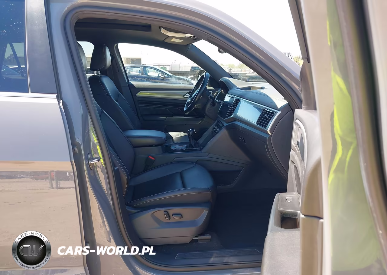 2020 Volkswagen Atlas Cross Sport 2.0T Sel-2.0T Sel R-Line VIN:1V2EC2CA2LC200263 - 5
