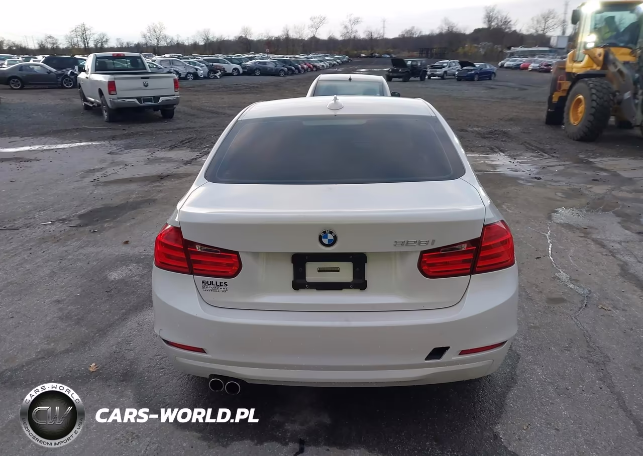 2013 BMW 328I VIN:WBA3A5G55DNP26306 - 16