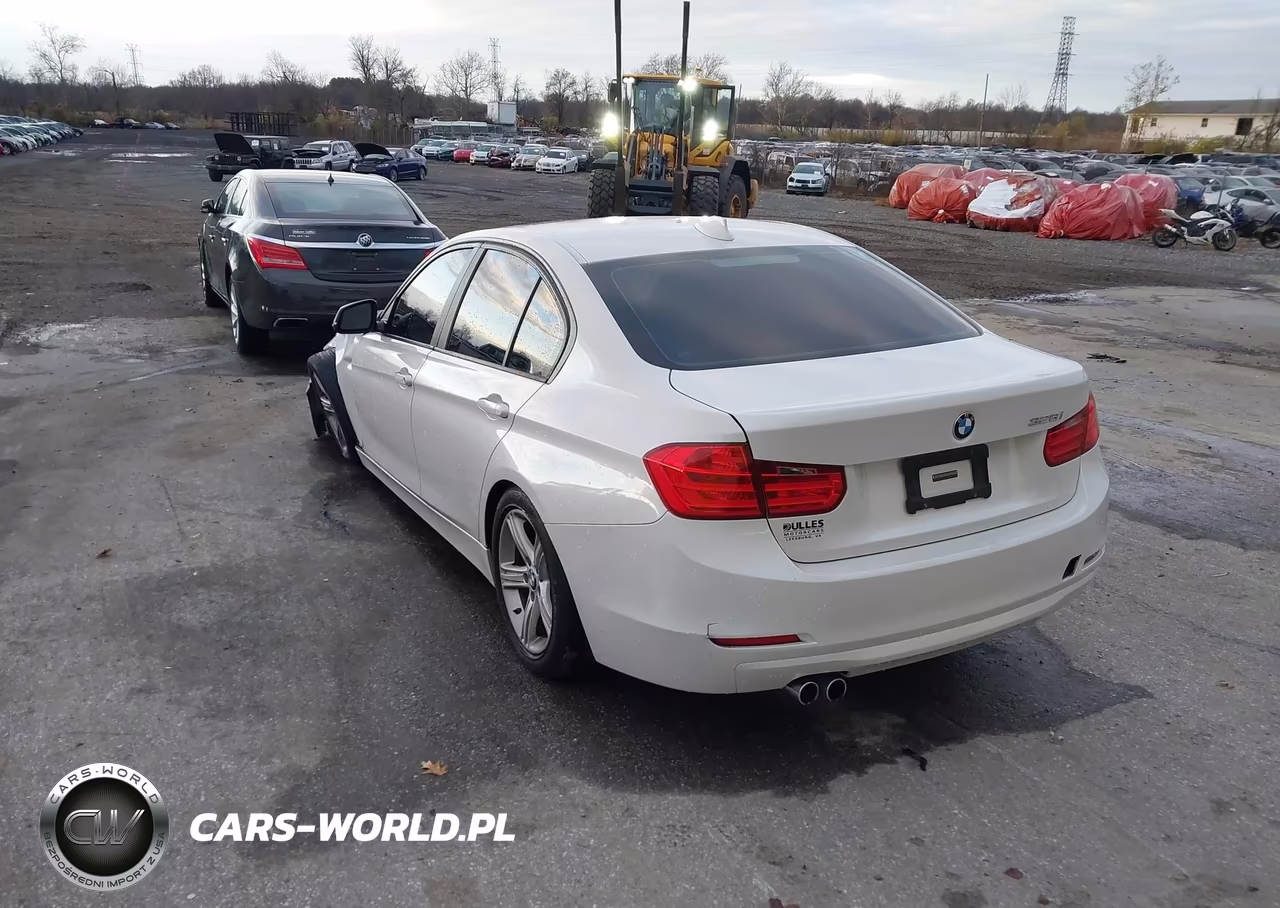 2013 BMW 328I VIN:WBA3A5G55DNP26306 - 3