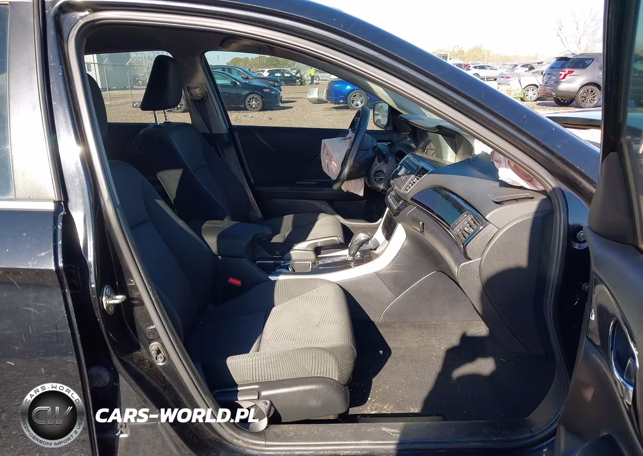2017 Honda Accord Lx VIN:1HGCR2F38HA106087 - 5