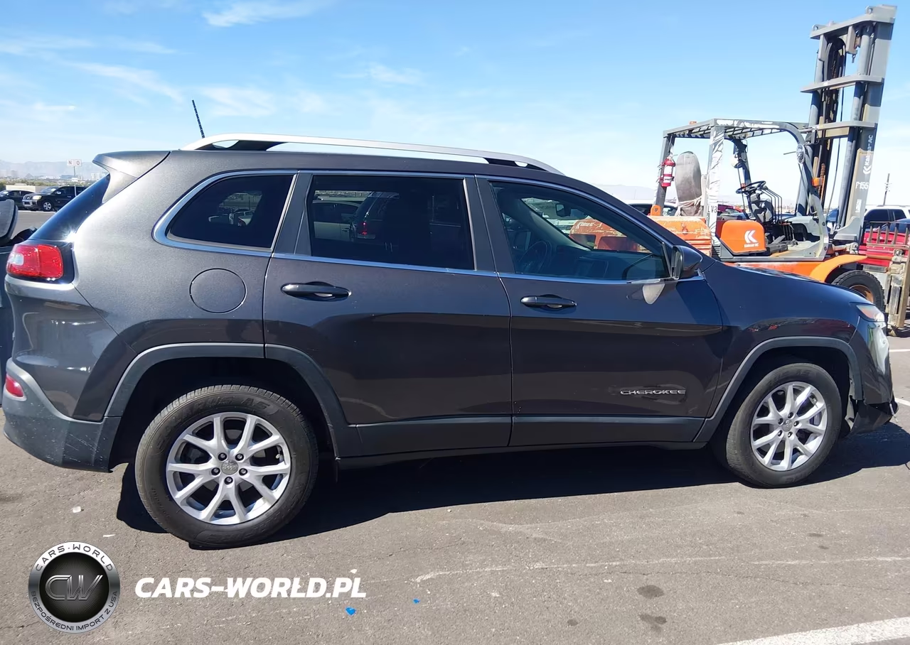 2017 Jeep Cherokee Latitude Fwd VIN:1C4PJLCB9HW668186 - 13
