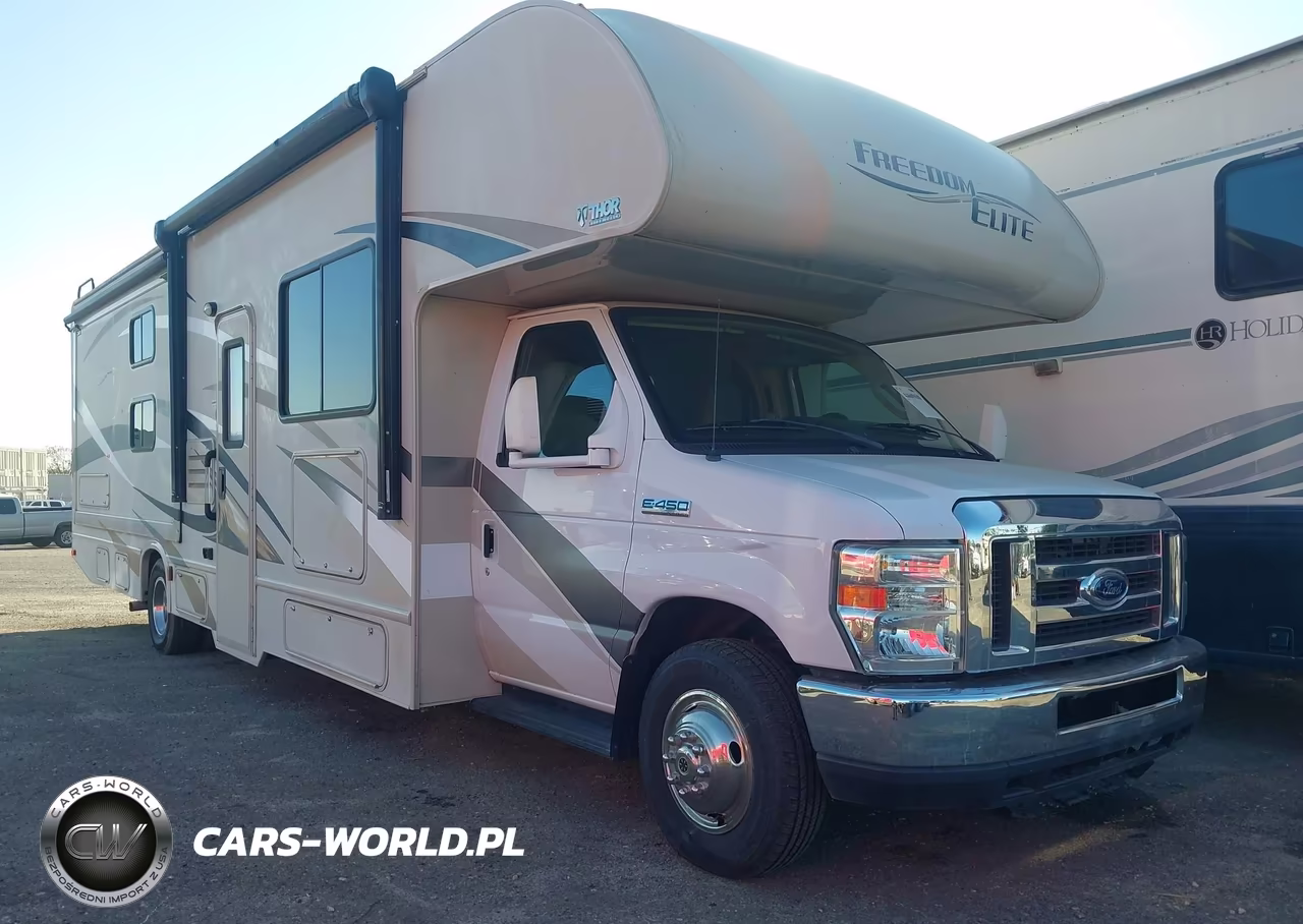 2017 Ford E-450 Cutaway