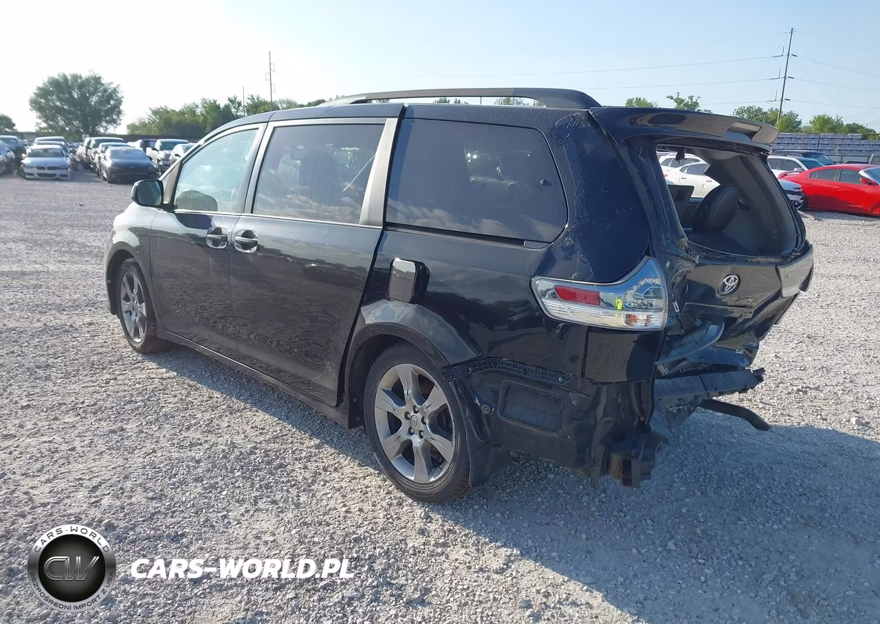 2012 Toyota Sienna Se 8 Passenger VIN:5TDXK3DC5CS259275 - 3