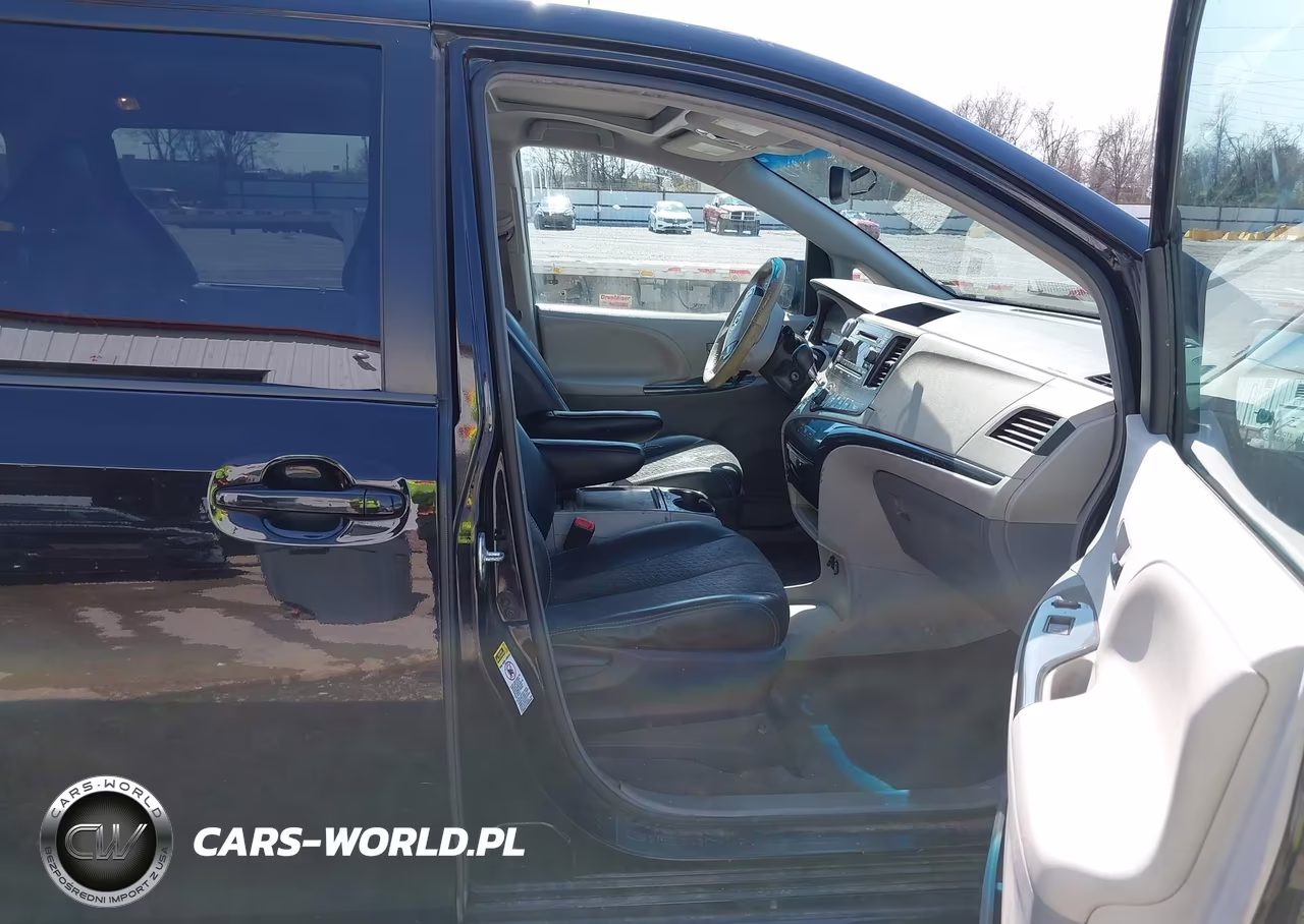 2012 Toyota Sienna Se 8 Passenger VIN:5TDXK3DC5CS259275 - 5