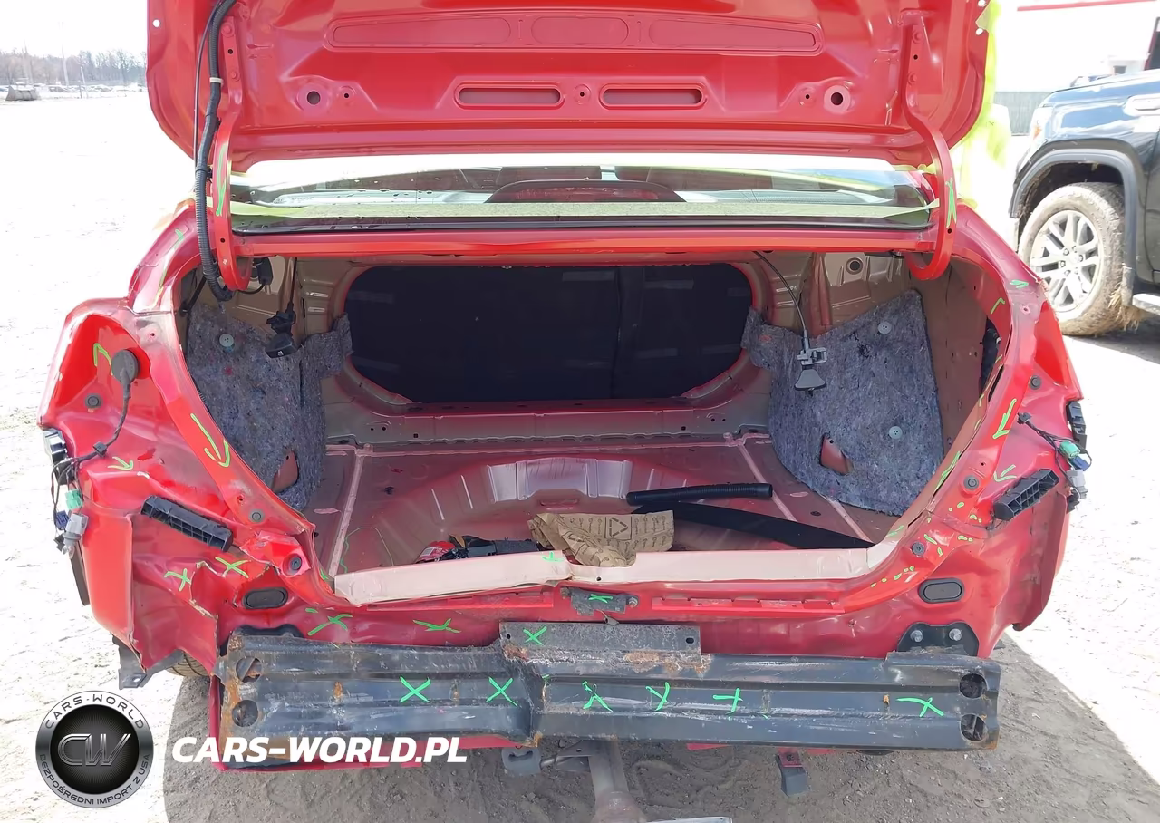 2019 Honda Civic Sport VIN:2HGFC2E86KH550962 - 17