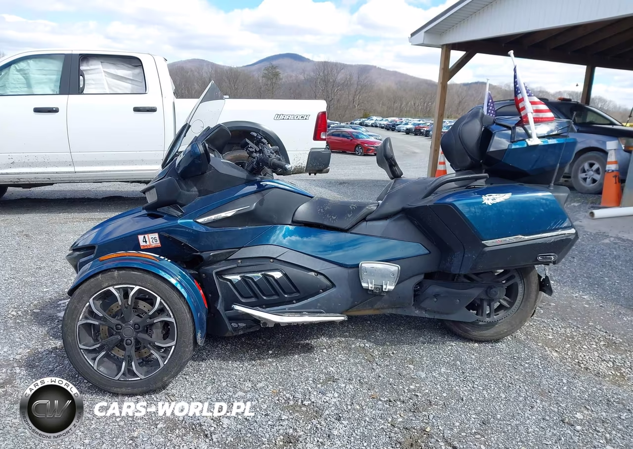 2020 Can-Am Spyder Roadster Rt-Rt Limited VIN:2BXNBDD27LV000517 - 13