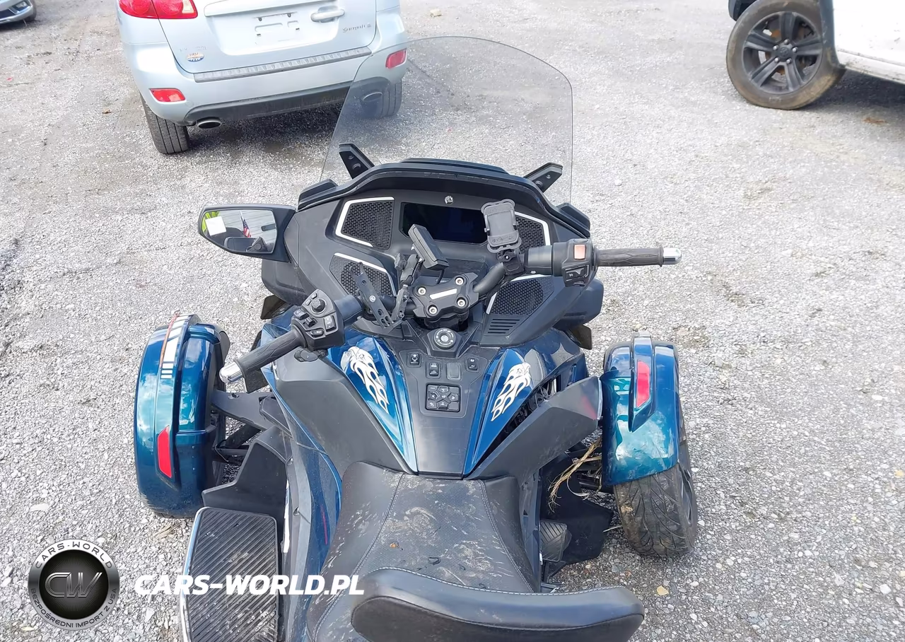 2020 Can-Am Spyder Roadster Rt-Rt Limited VIN:2BXNBDD27LV000517 - 18