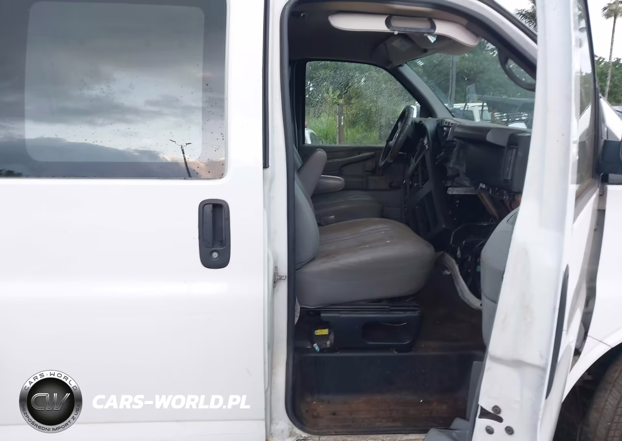 2011 Chevrolet Express 1500 Work Van VIN:1GCSGAFX3B1189450 - 5