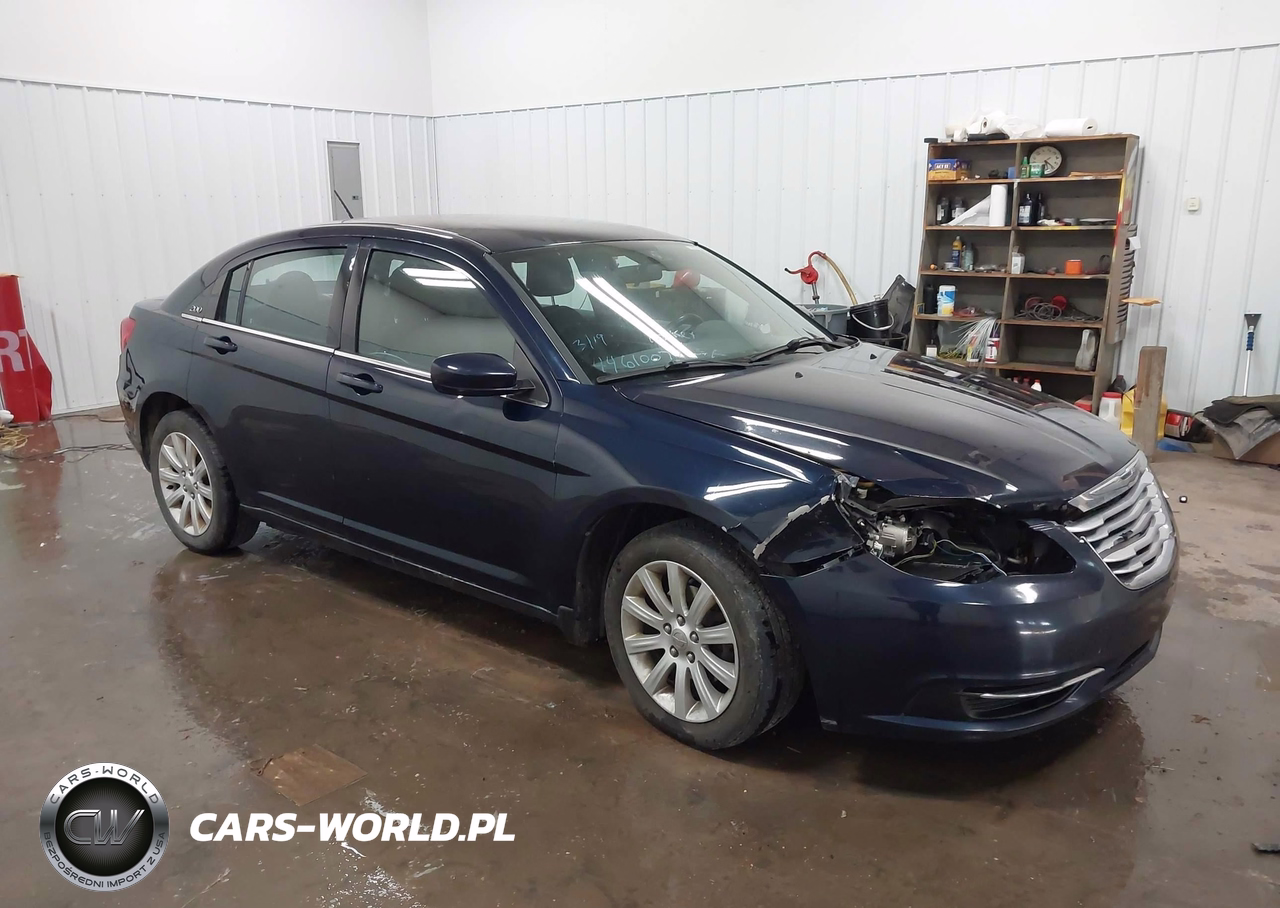 2013 Chrysler 200 Touring