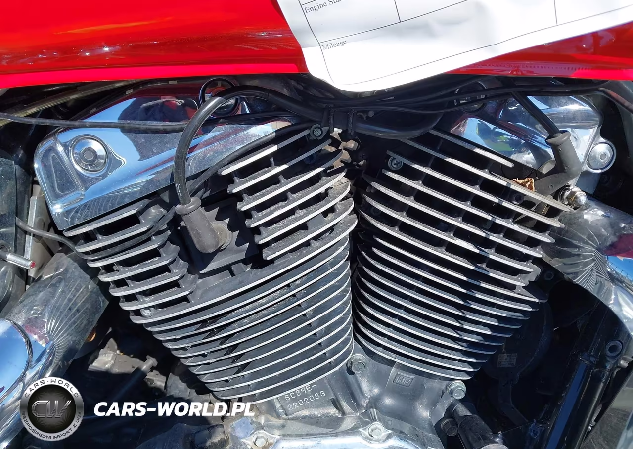 2000 Honda Vt1100 C3 VIN:1HFSC3905YA201747 - 8