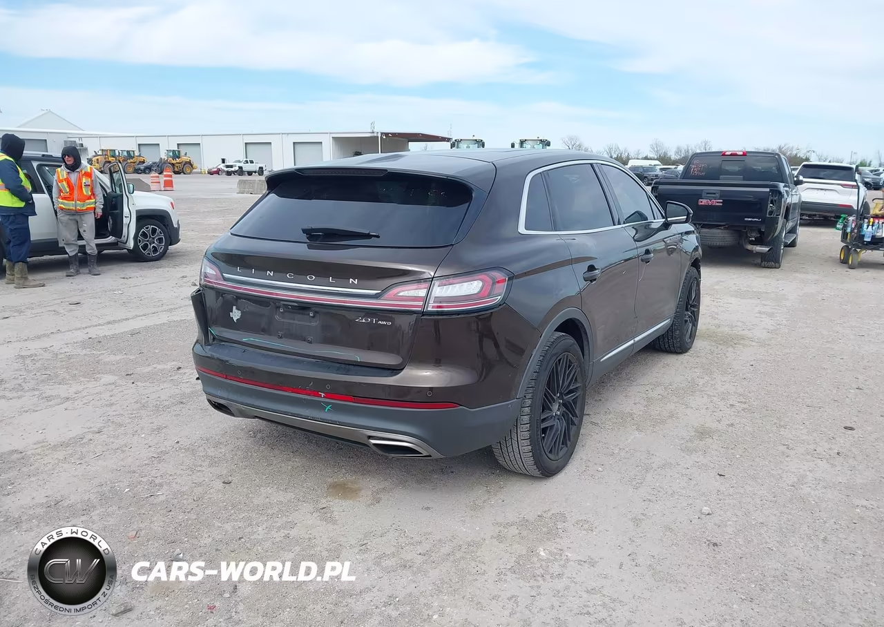 2019 Lincoln Nautilus Select VIN:2LMPJ8K94KBL31395 - 4