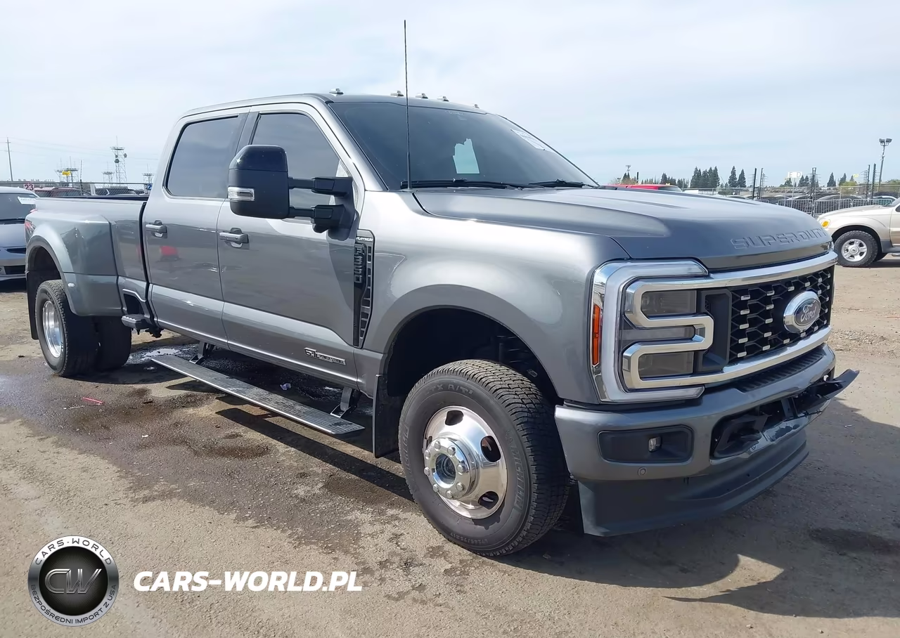 2025 Ford F-350 Platinum – zdjęcie 1 z 15