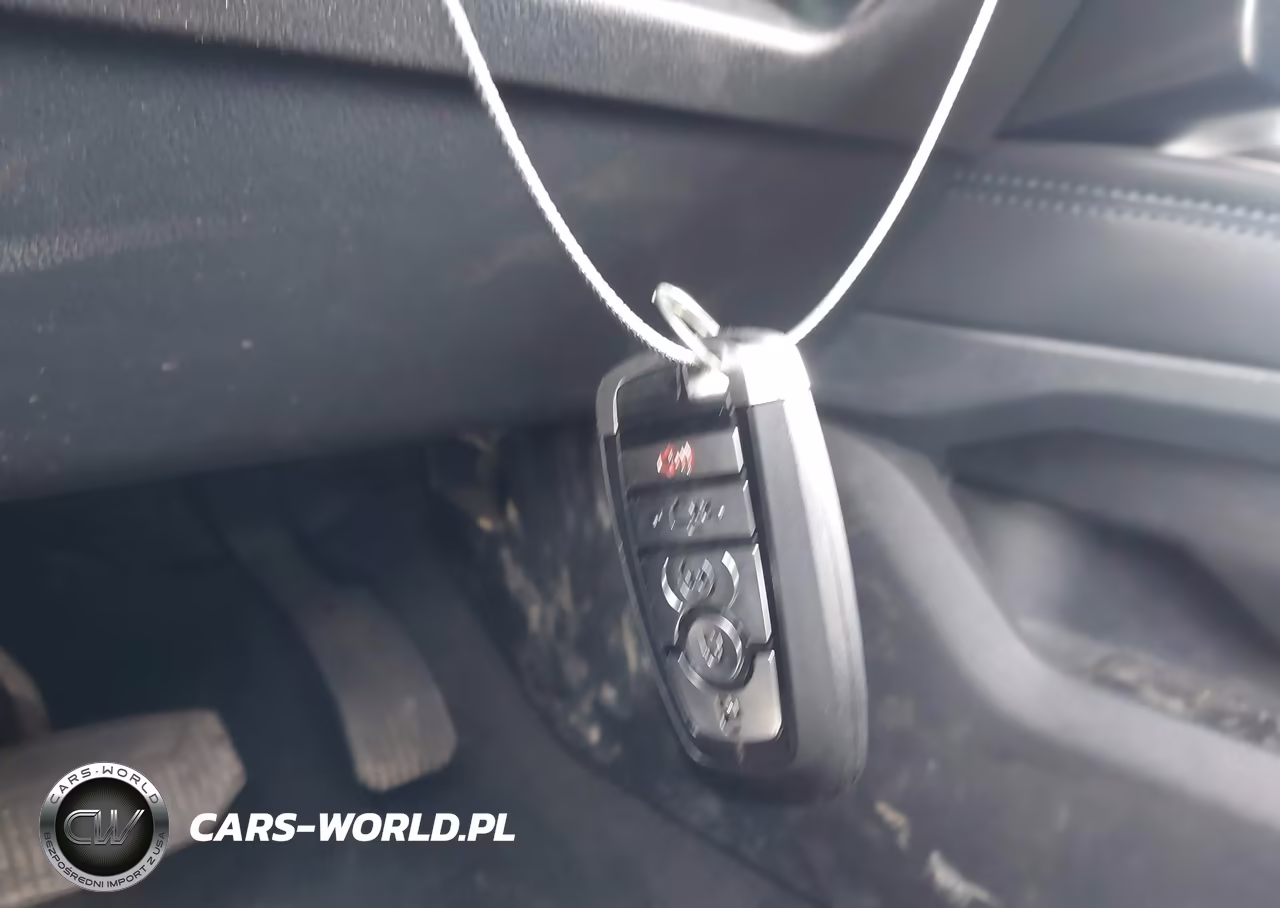 2025 Ford F-350 Platinum VIN:1FT8W3DT0SEC97882 - 11