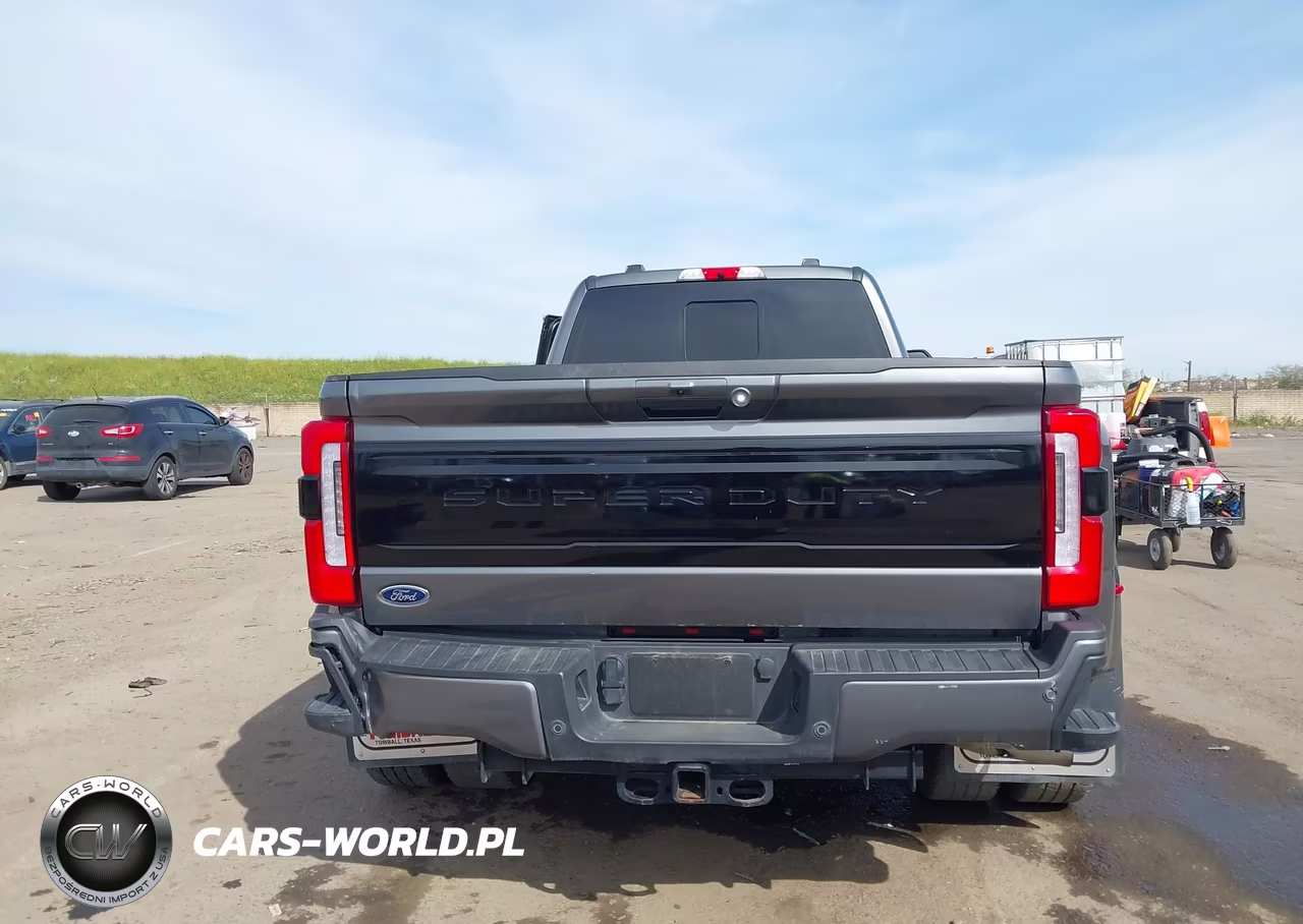 2025 Ford F-350 Platinum VIN:1FT8W3DT0SEC97882 - 15