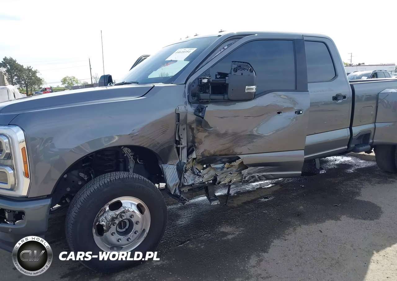 2025 Ford F-350 Platinum VIN:1FT8W3DT0SEC97882 - 6