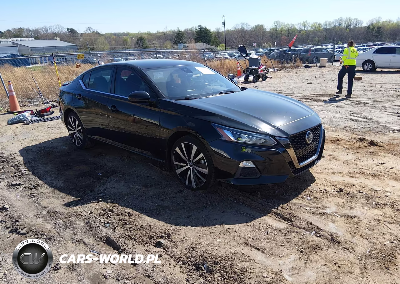 2021 Nissan Altima Sr Fwd – zdjęcie 1 z 17