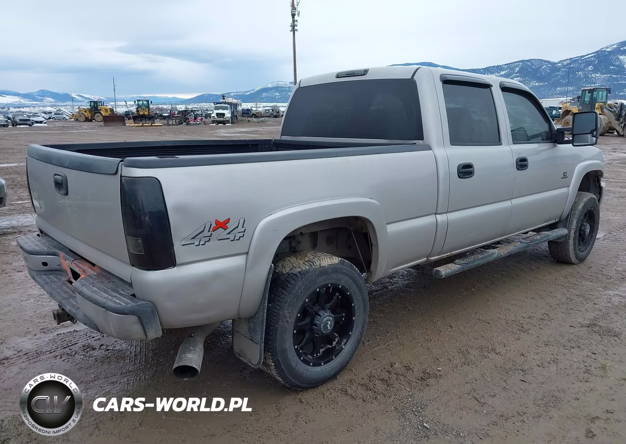 2004 GMC Sierra 2500Hd Sle-Slt-Work Truck VIN:1GTHK23174F172865 - 4