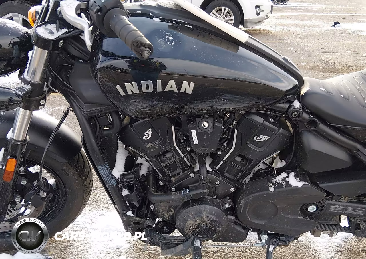 2025 Indian Motorcycle Co. Scout Sixty Bobber VIN:56KSBV61XS3024057 - 9