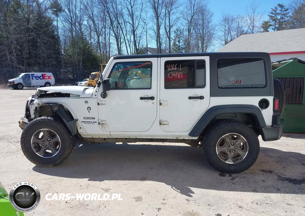 2016 Jeep Wrangler Unlimited Sport VIN:1C4BJWDG2GL341683 - 14
