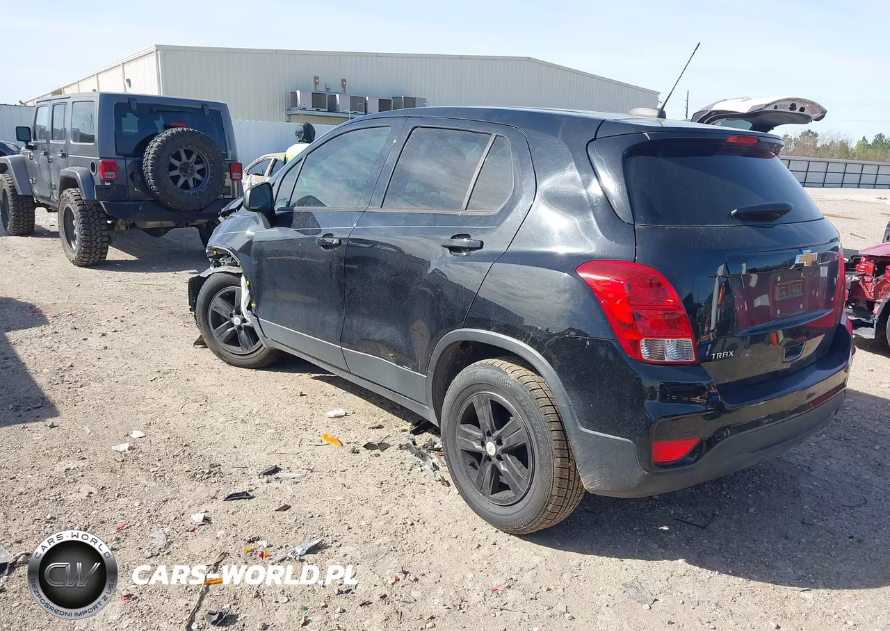 2020 Chevrolet Trax Fwd Ls VIN:KL7CJKSBXLB049233 - 3