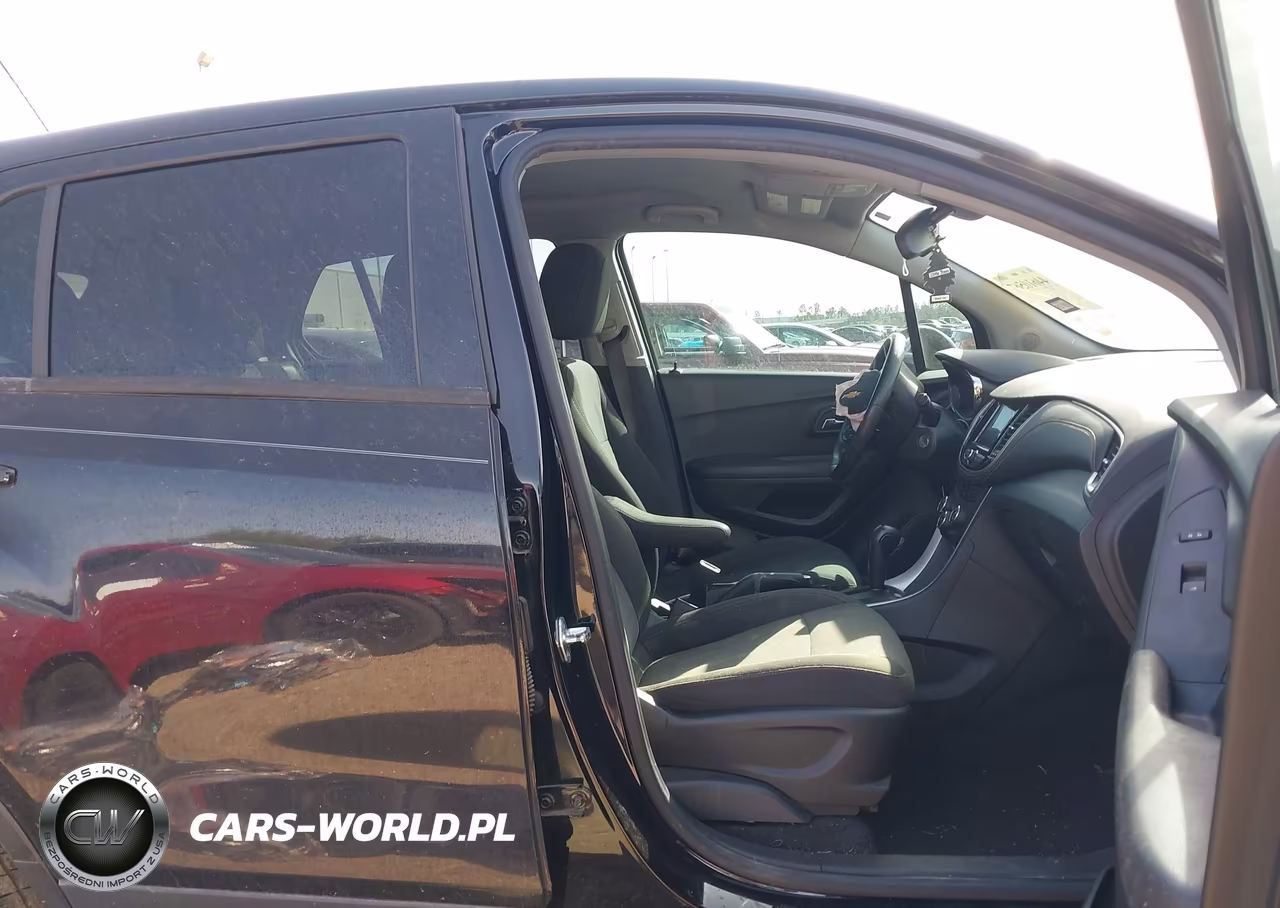 2020 Chevrolet Trax Fwd Ls VIN:KL7CJKSBXLB049233 - 5