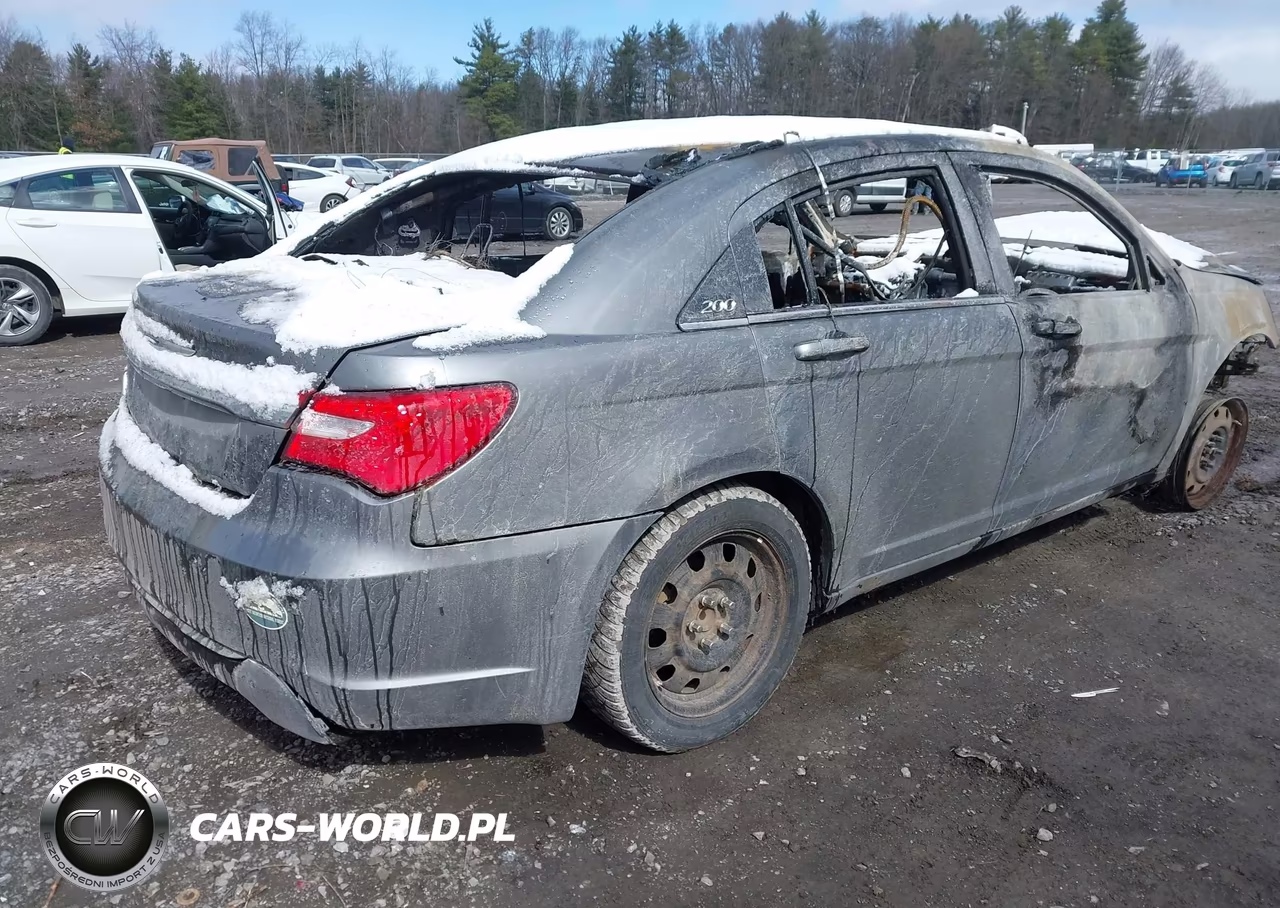 2012 Chrysler 200 Lx VIN:1C3CCBABXCN273524 - 4