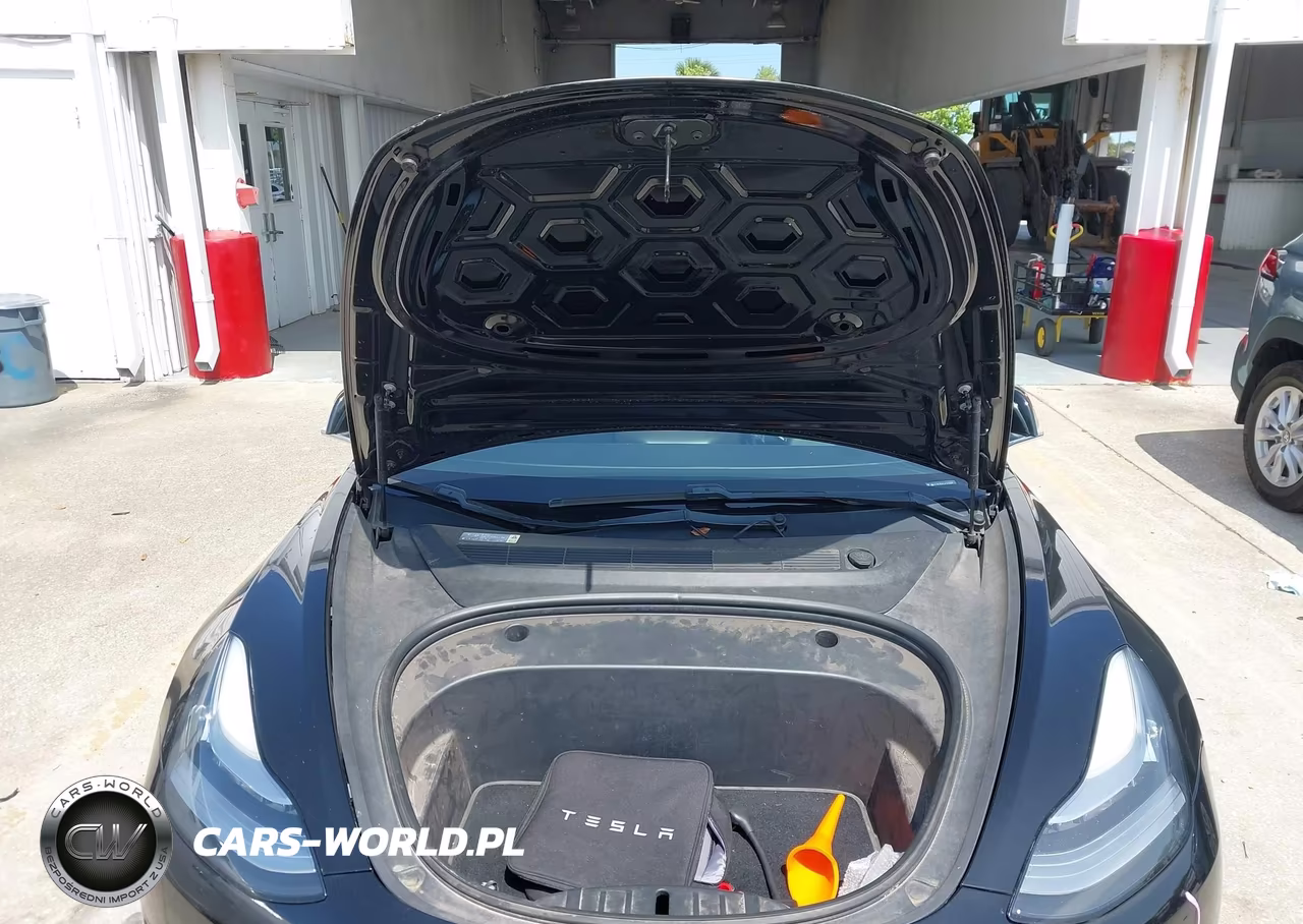 TESLA MODEL 3 VIN:5YJ3E1EA0JF075936 - 10