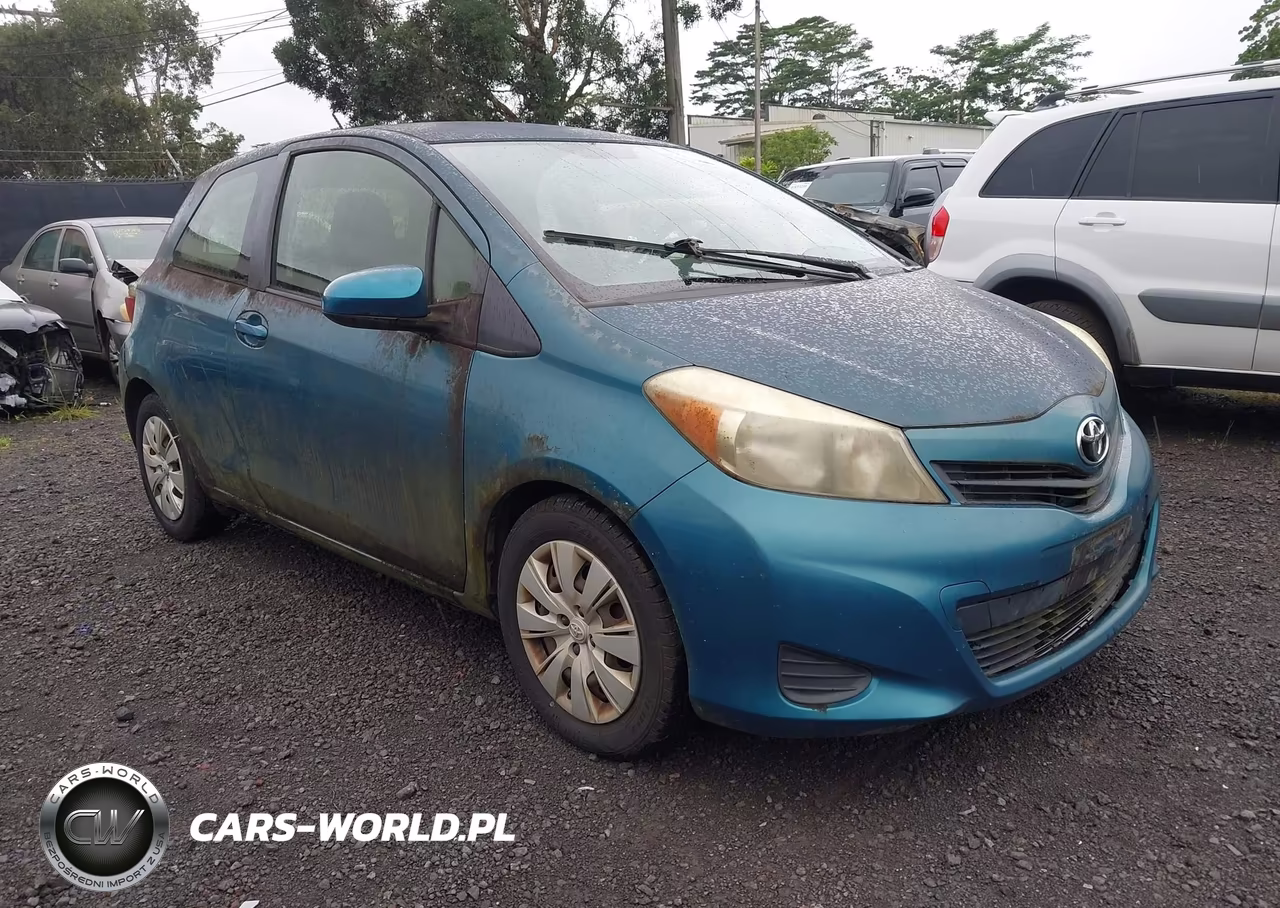 2013 Toyota Yaris L-Le