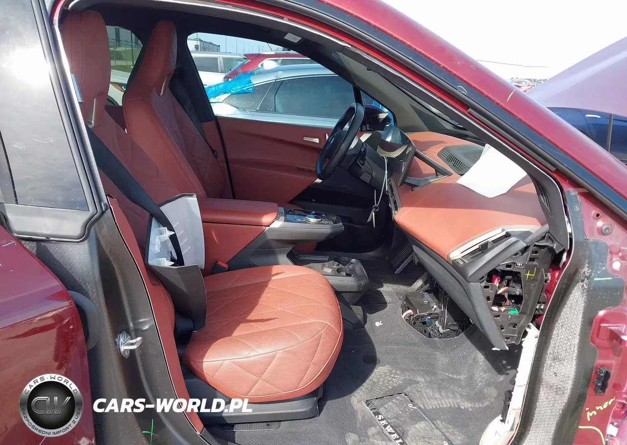 2025 BMW Ix xDrive50 VIN:WB523CF01SCS68268 - 5
