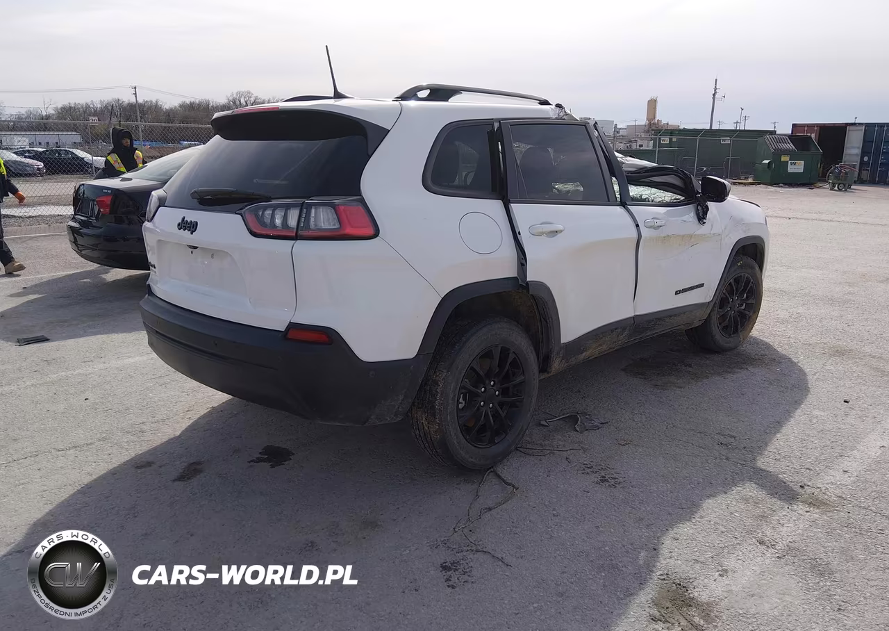 2023 Jeep Cherokee Altitude Lux 4X4 VIN:1C4PJMMB6PD113095 - 4