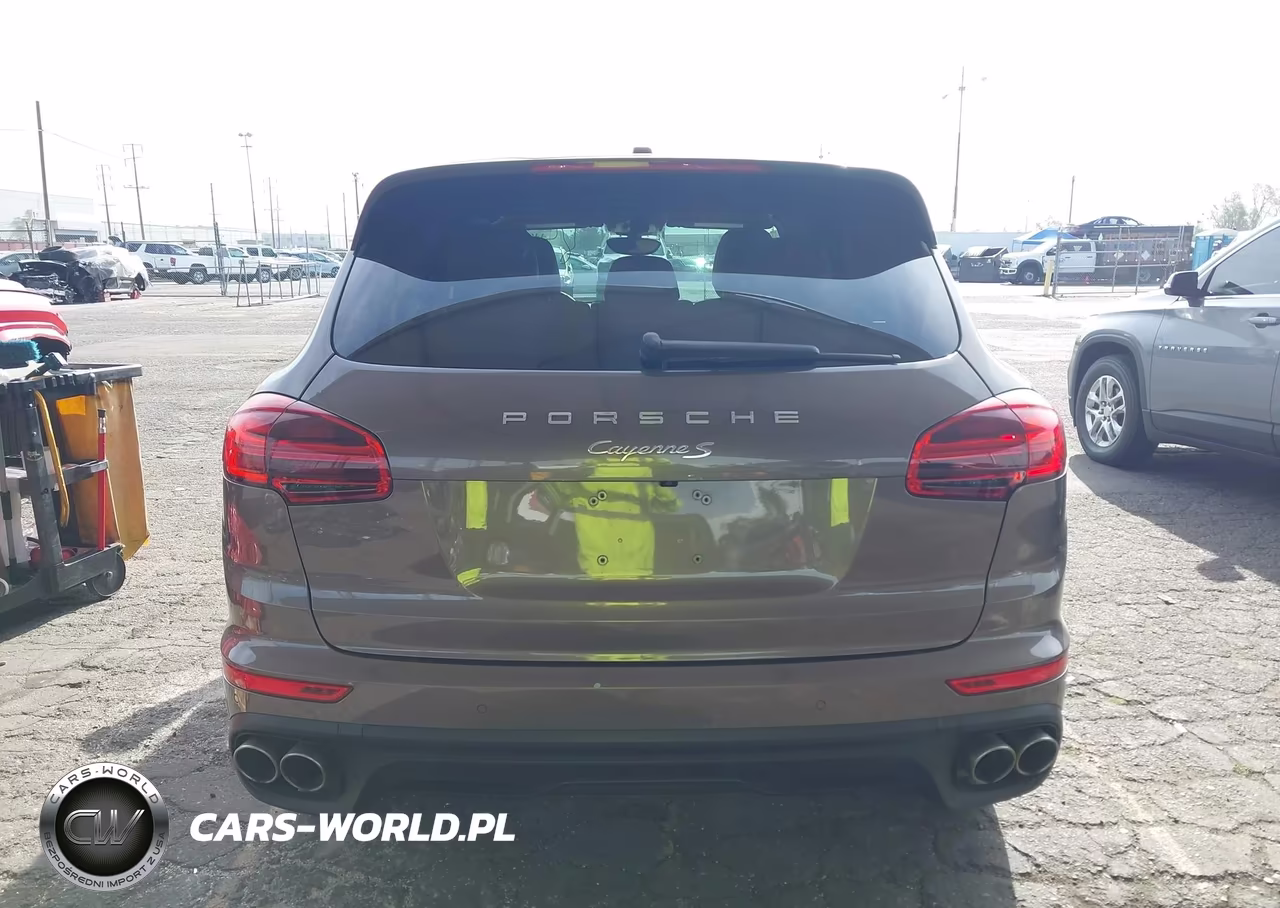 2016 Porsche Cayenne S VIN:WP1AB2A27GLA93021 - 17