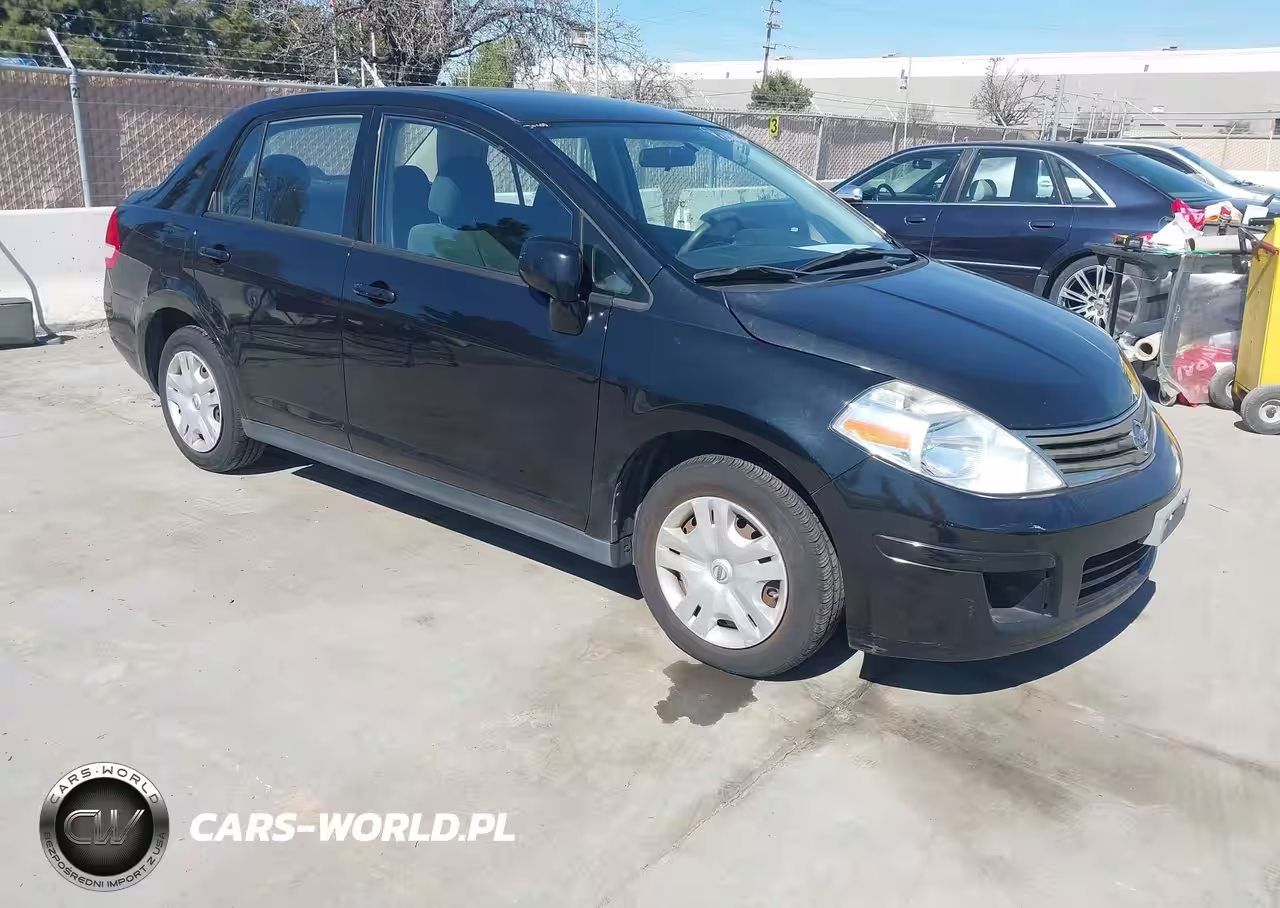 2011 Nissan Versa 1.8S