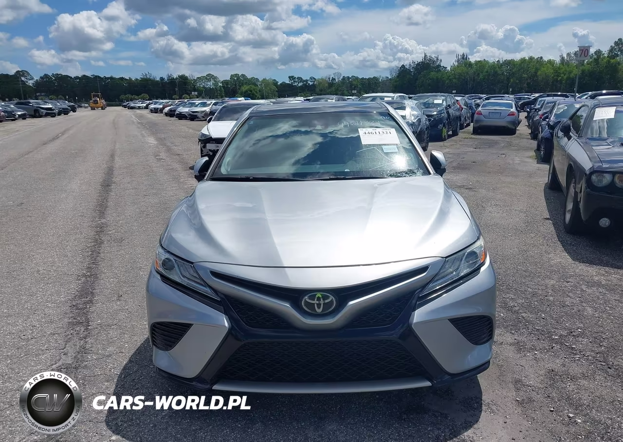 2020 Toyota Camry Xse VIN:4T1K61AK5LU910961 - 12