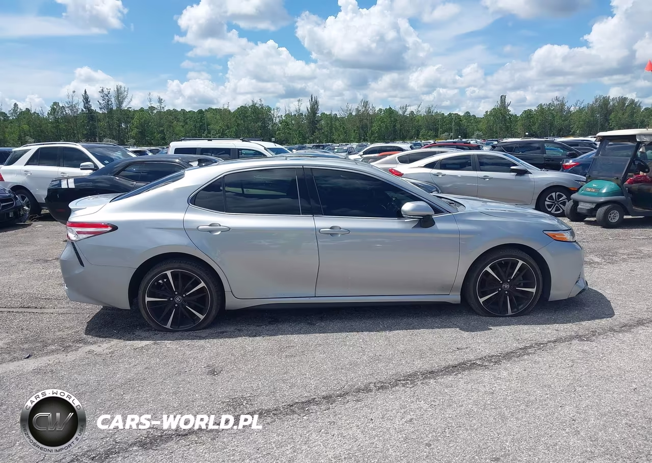 2020 Toyota Camry Xse VIN:4T1K61AK5LU910961 - 13
