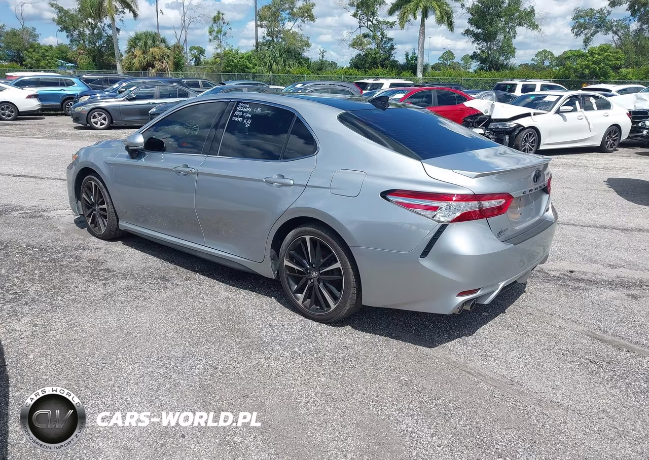 2020 Toyota Camry Xse VIN:4T1K61AK5LU910961 - 3