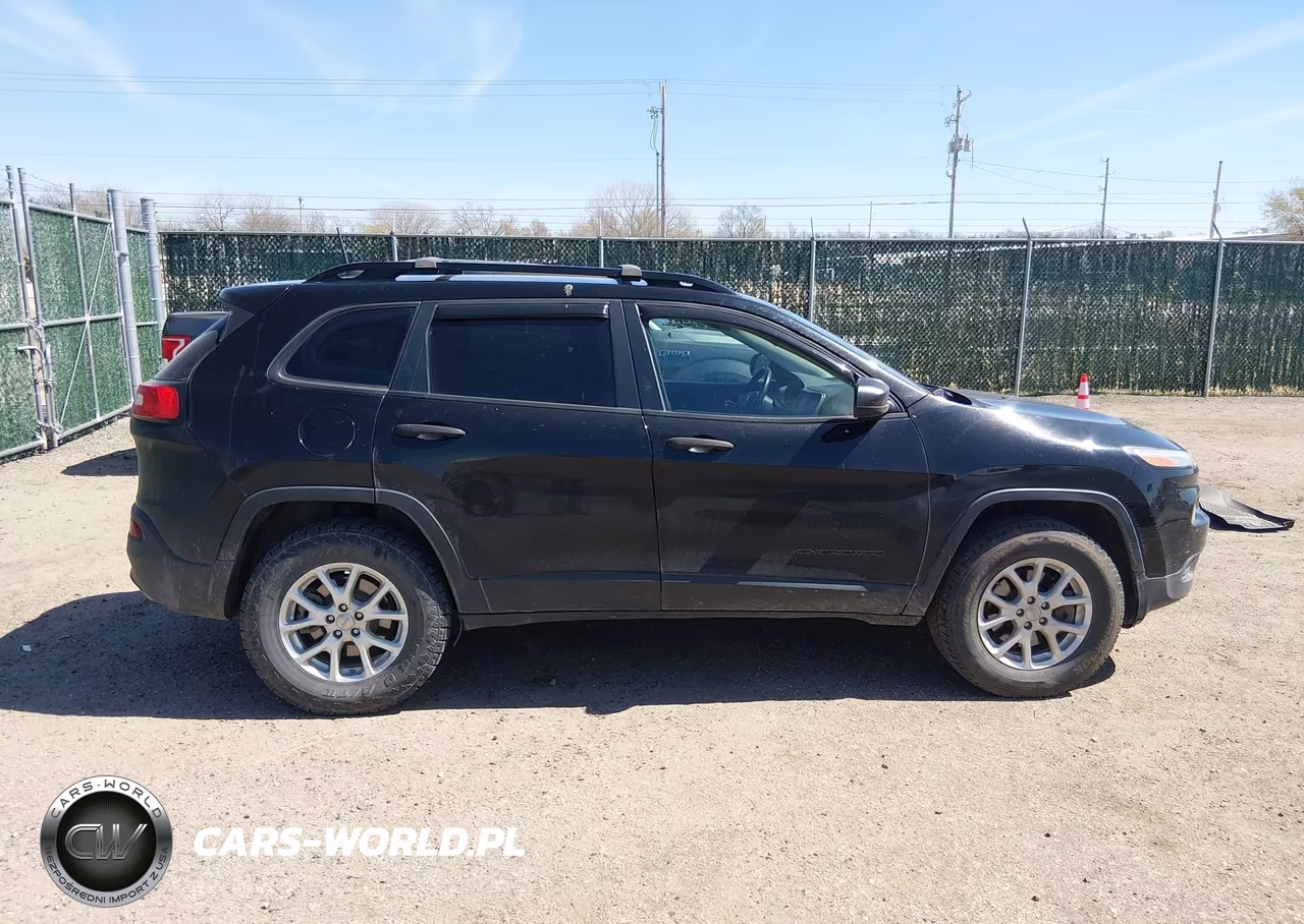 2017 Jeep Cherokee Altitude 4X4 VIN:1C4PJMAS4HW568361 - 13
