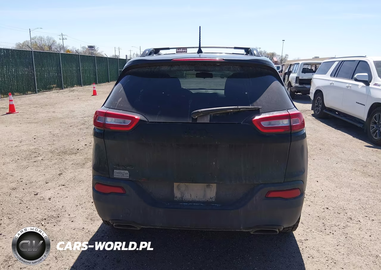 2017 Jeep Cherokee Altitude 4X4 VIN:1C4PJMAS4HW568361 - 16