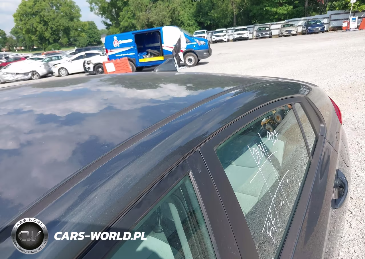 2021 Hyundai Ioniq Hybrid Blue VIN:KMHC65LC1MU247164 - 15