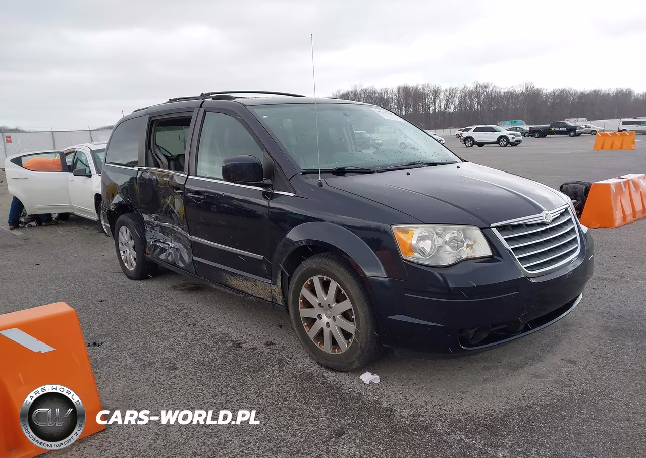 2010 Chrysler Town & Country Touring