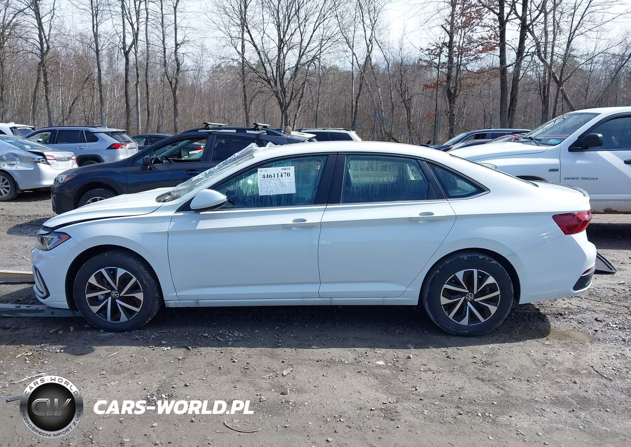 2025 Volkswagen Jetta 1.5T S VIN:3VW5X7BU5SM013009 - 14