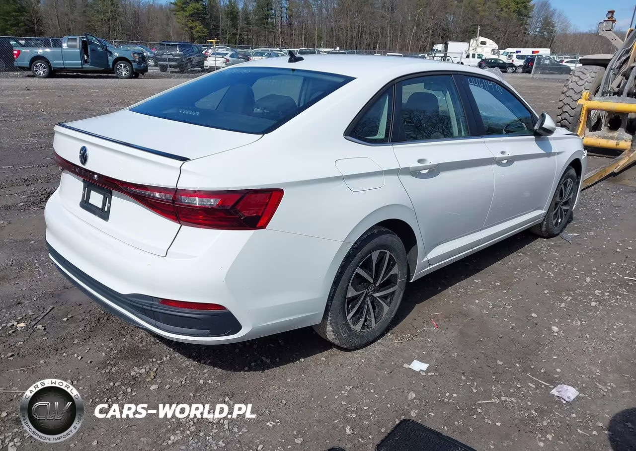 2025 Volkswagen Jetta 1.5T S VIN:3VW5X7BU5SM013009 - 4