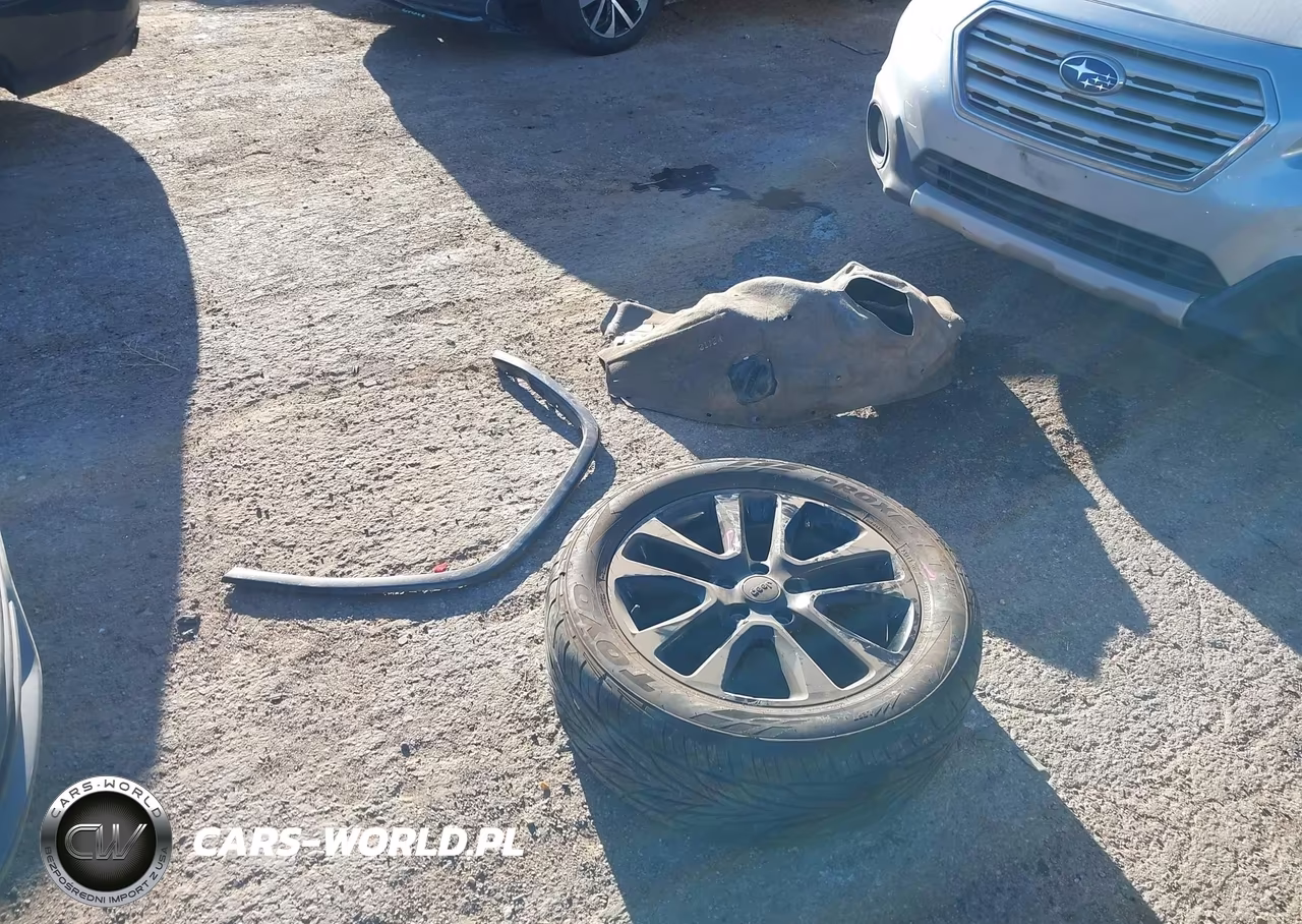 2020 Jeep Grand Cherokee Altitude 4X4 VIN:1C4RJFAG9LC237687 - 12