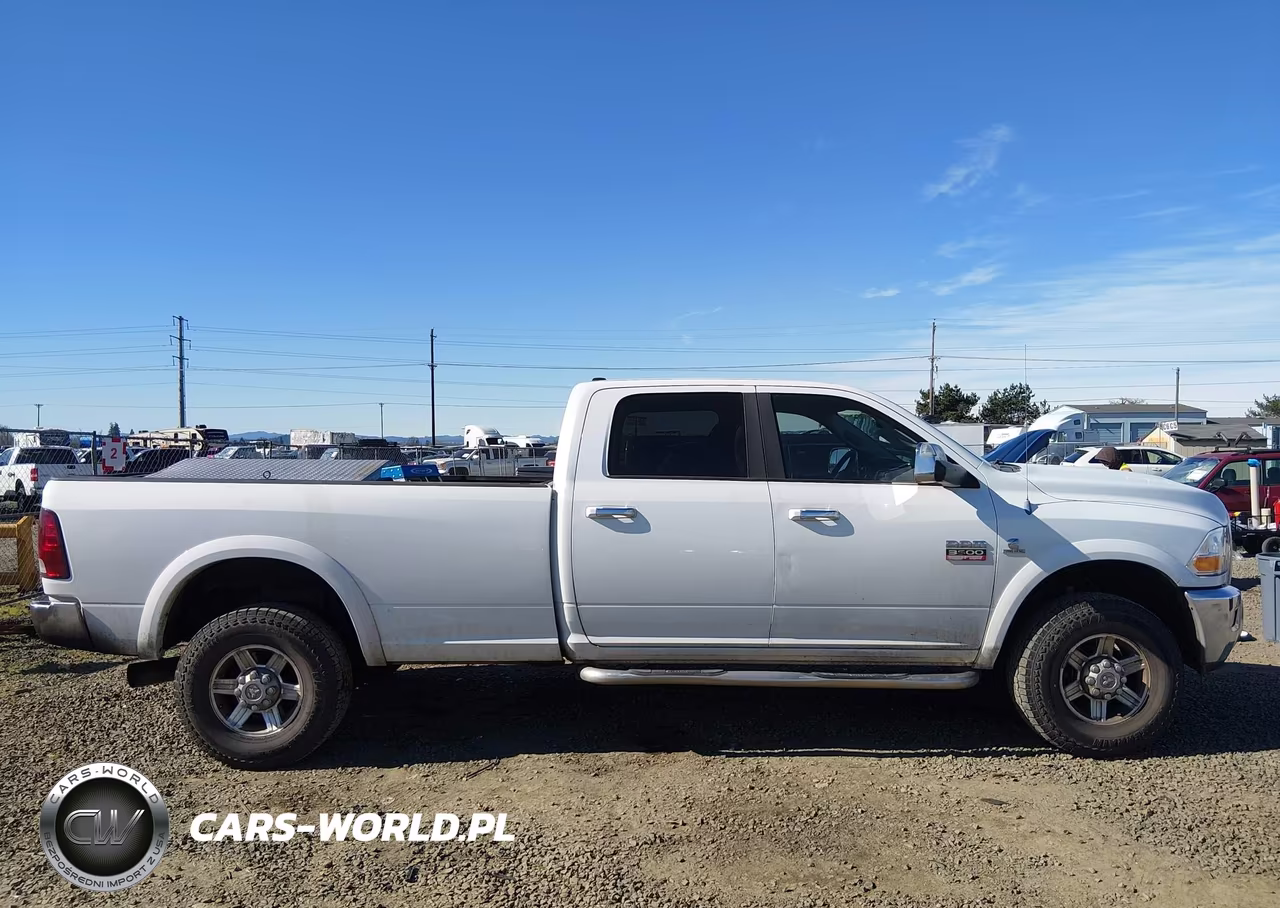 2011 Ram Ram 3500 Laramie VIN:3D73Y3CL5BG622840 - 15