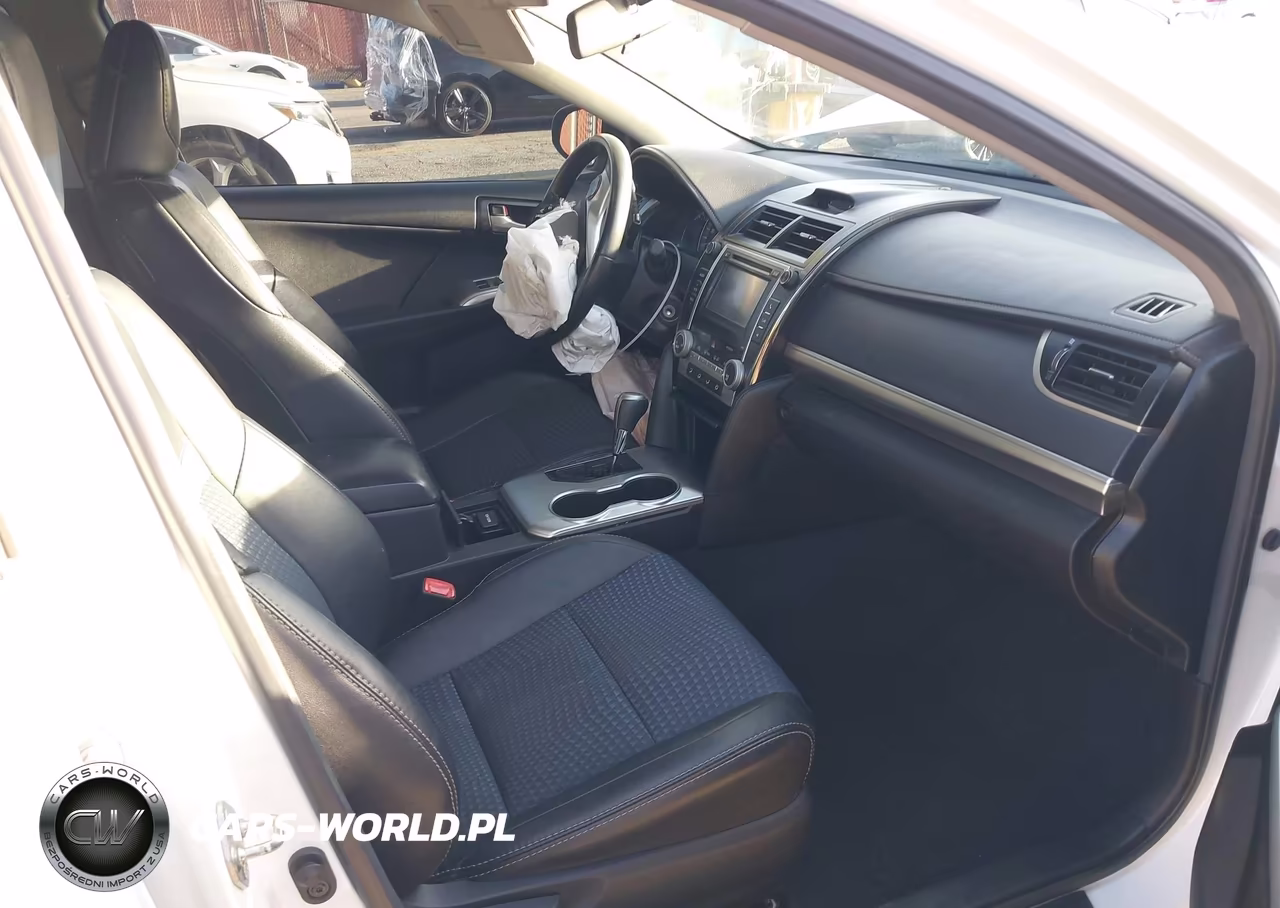 2014 Toyota Camry Se VIN:4T1BF1FK7EU395554 - 5