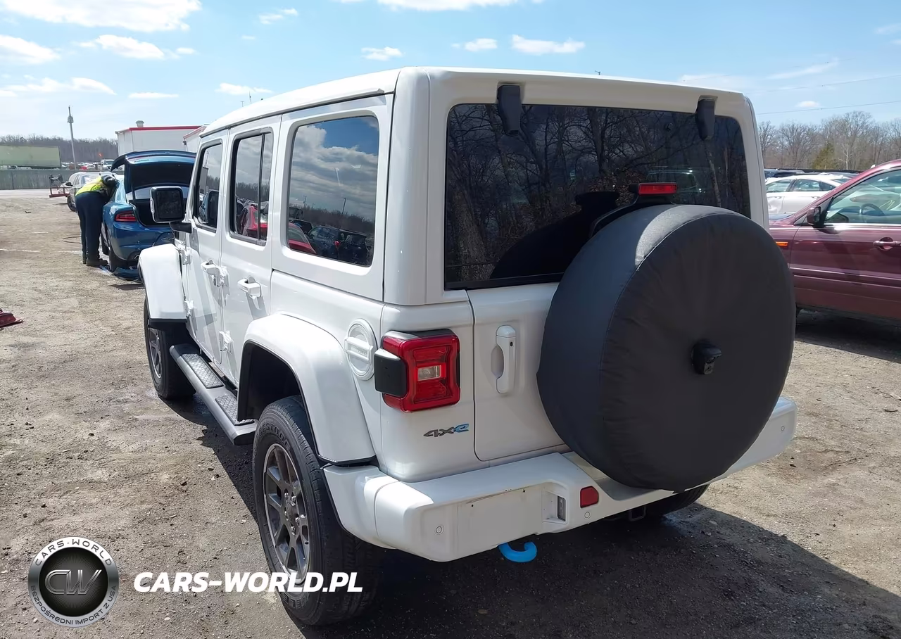 2024 Jeep Wrangler 4Xe Summit 4Xe VIN:1C4RJXU61RW152794 - 3