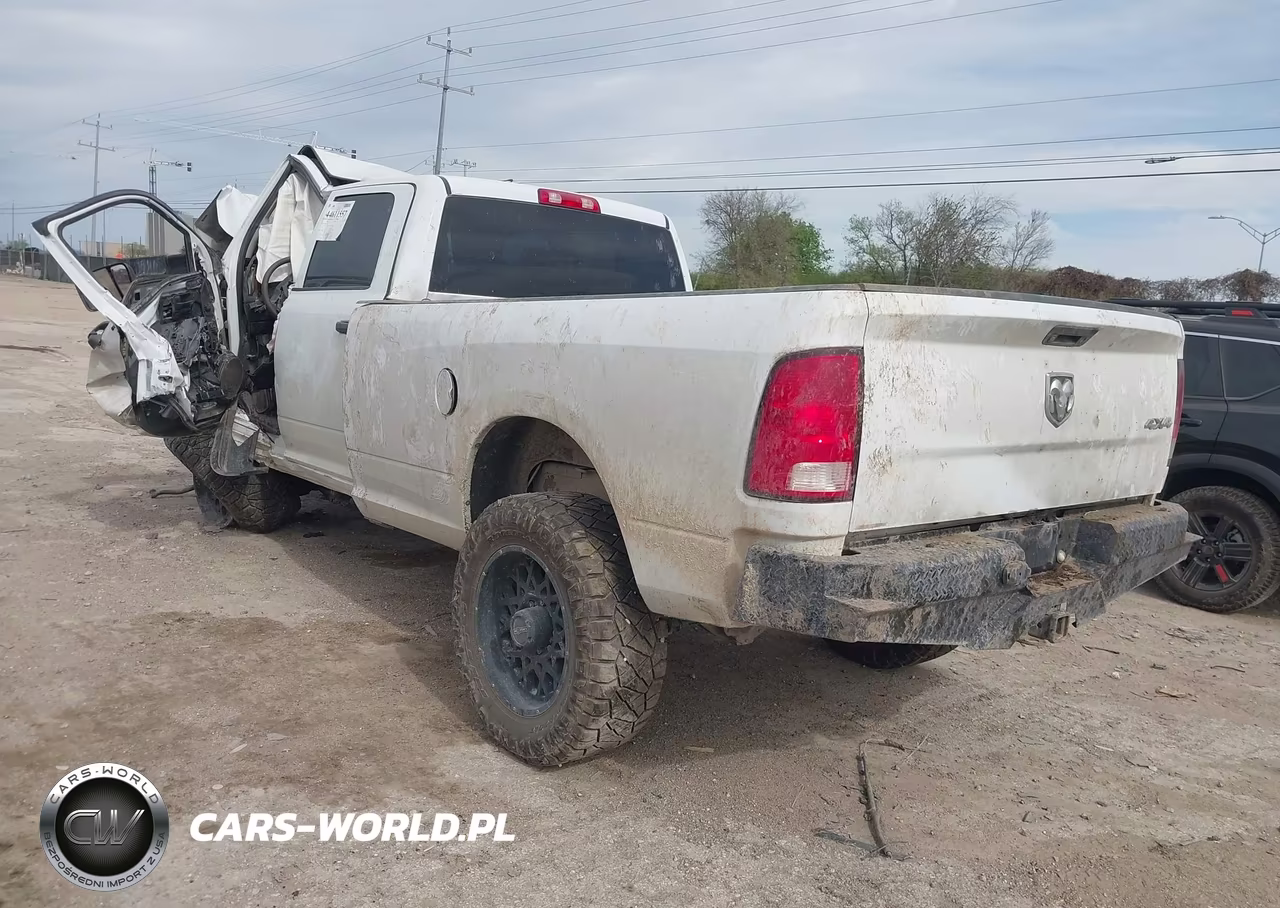 2018 Ram 2500 Tradesman 4X4 8' Box VIN:3C6UR5HL3JG164818 - 3