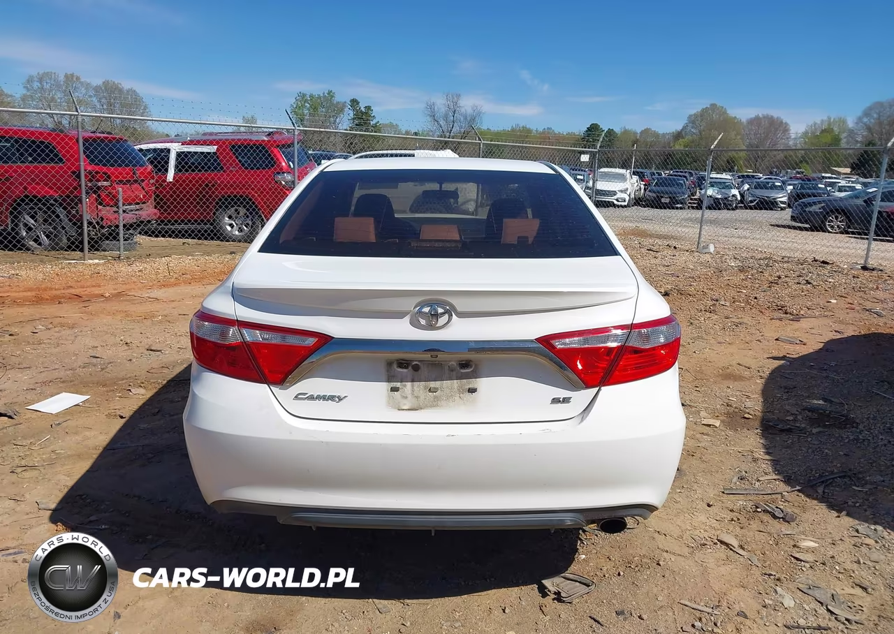 2017 Toyota Camry Se VIN:4T1BF1FK7HU399334 - 15