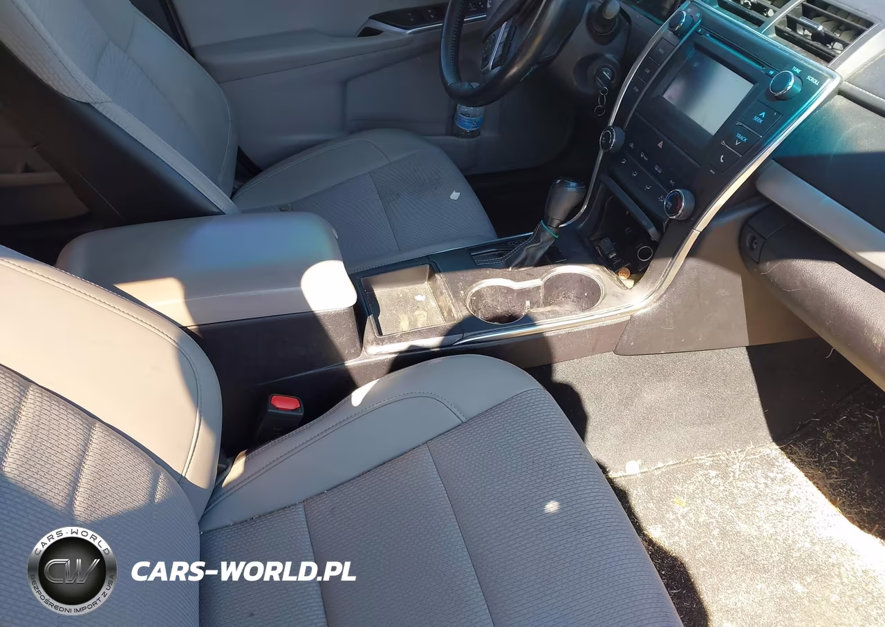2017 Toyota Camry Se VIN:4T1BF1FK7HU399334 - 5