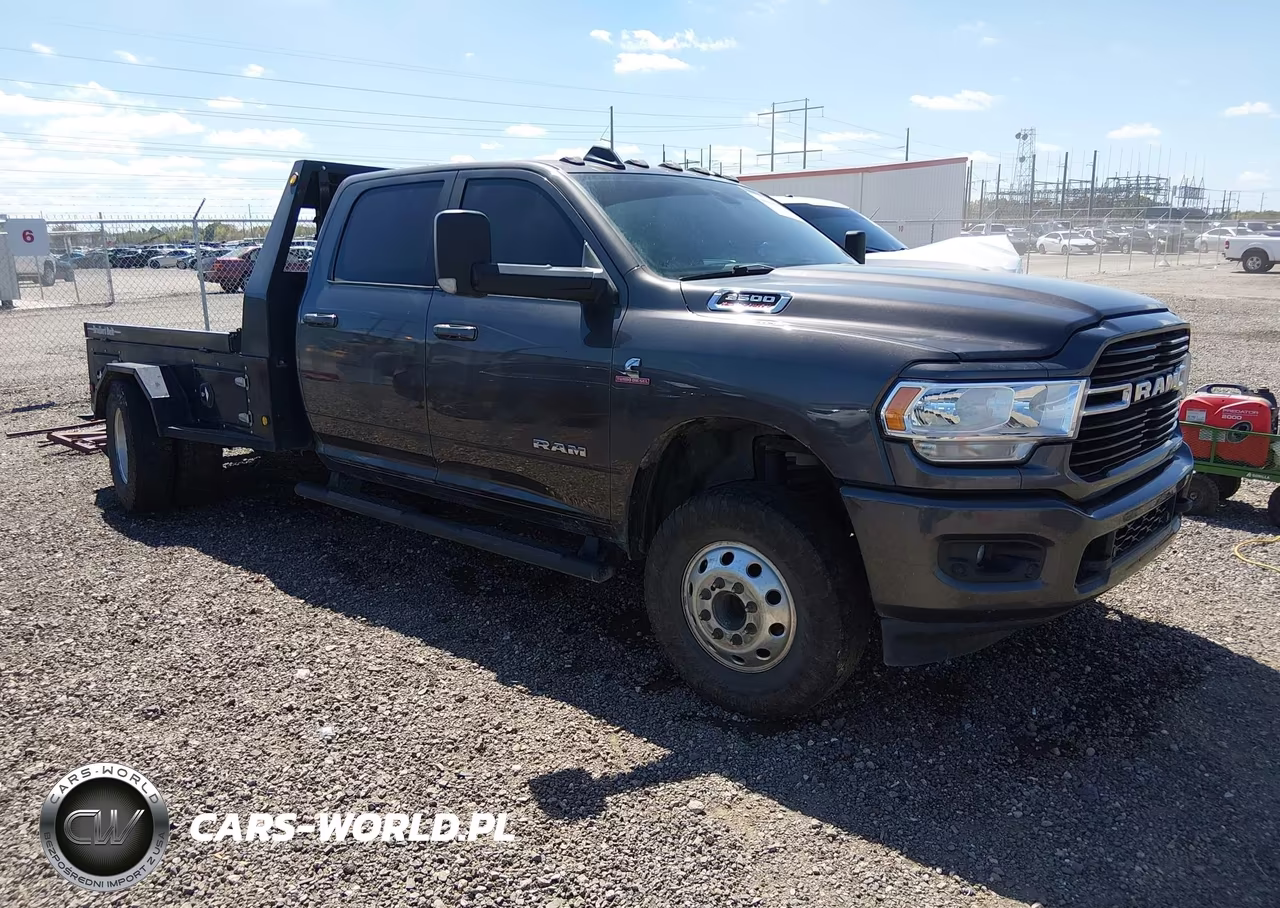 2021 Ram 3500 Big Horn 4X4 8' Box